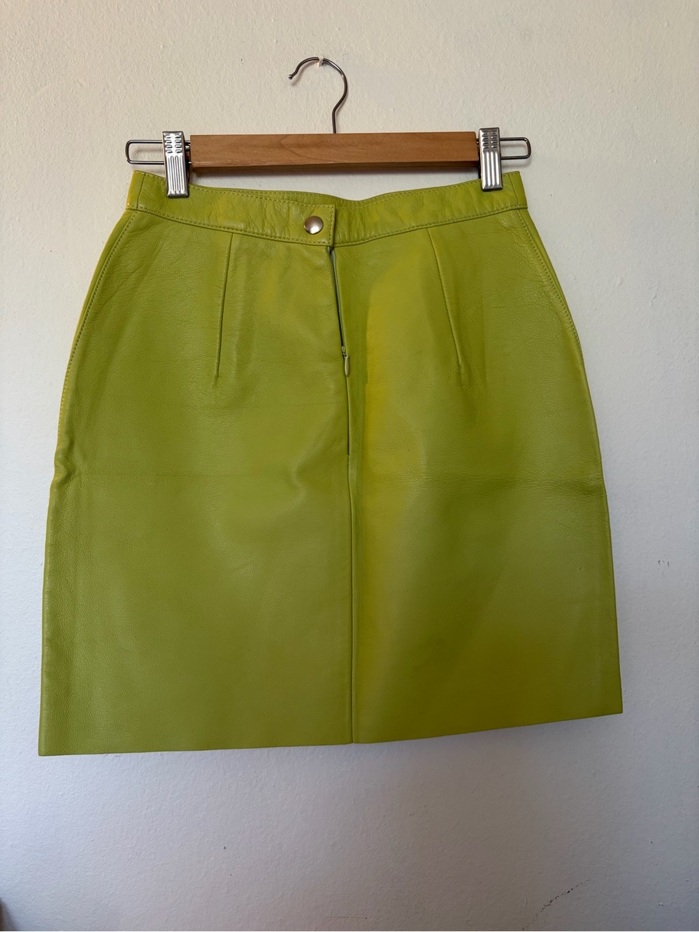 Women’s Lime Green lambskin Leather Pencil Skirt - Picture 2 of 5